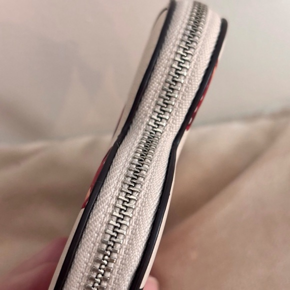 Coach Cherry Print Heart Coin Purse CZ477 Red Cherry Mini Zip Pouch - Picture 8 of 11